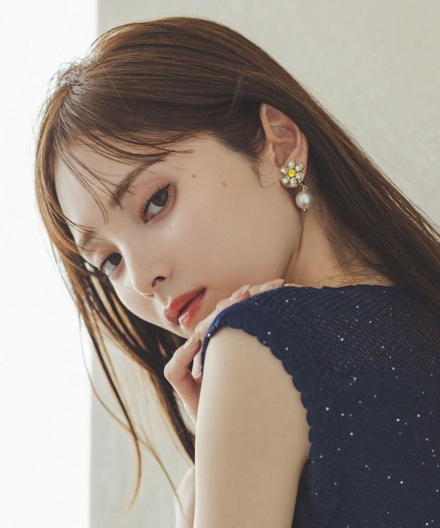 TOCCA DAISY BIJOUX＆PEARL EARRINGS イヤリング イエロー系