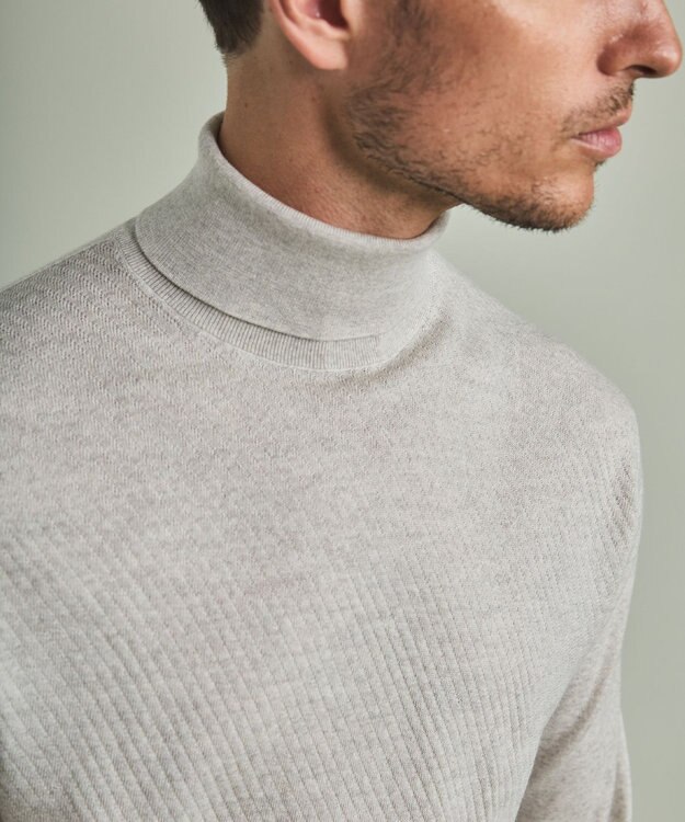 GOTAIRIKU 【家庭洗濯可能】イタリア糸 ハイゲージ タートルニット_リンクス柄 アイボリー系1