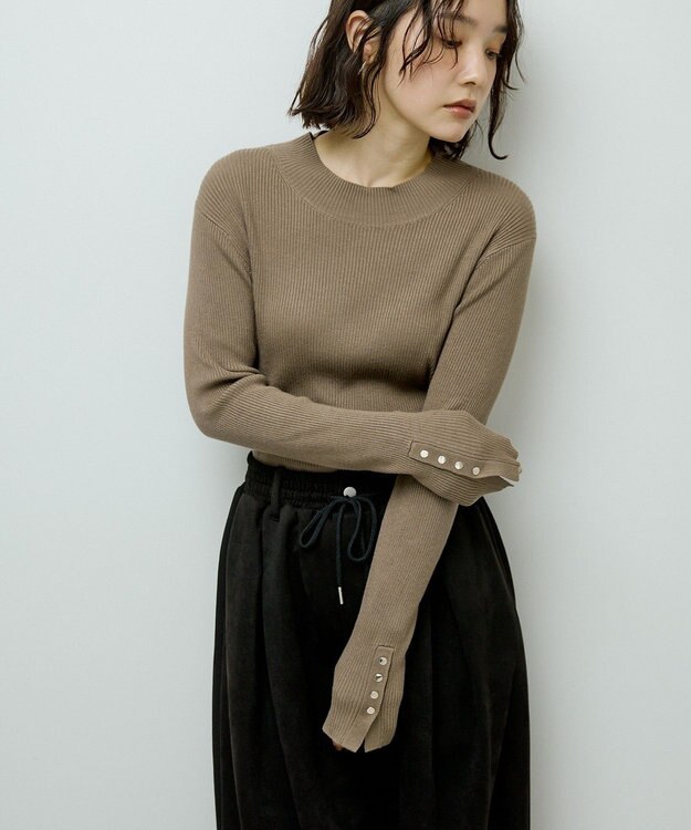 Green Parks 袖口金釦リブニットプルオーバー Light Beige