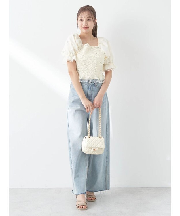 earth music&ecology フラワー刺繍ブラウス White