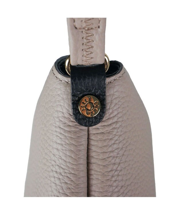 PELLE BORSA 縦型フラップショルダー Reinette レネット 4791 グレージュ