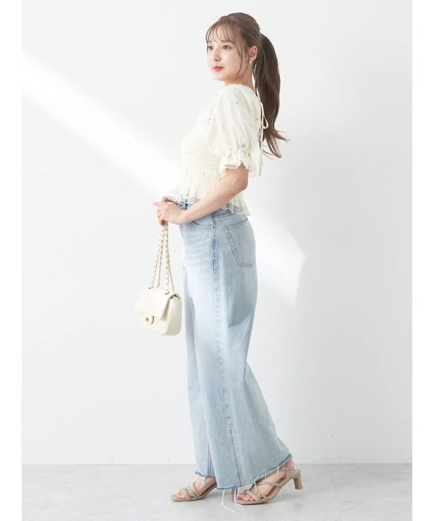 earth music&ecology フラワー刺繍ブラウス White