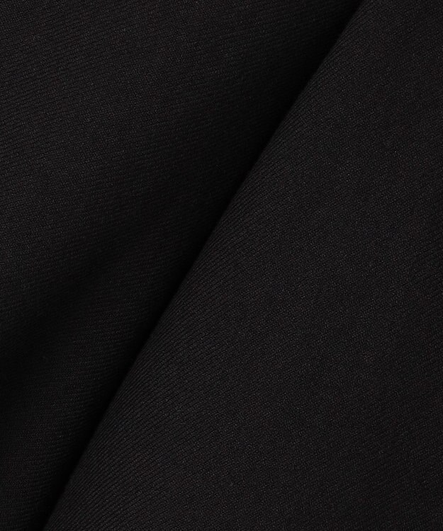 BEIGE， MARC / ショートパンツ Black