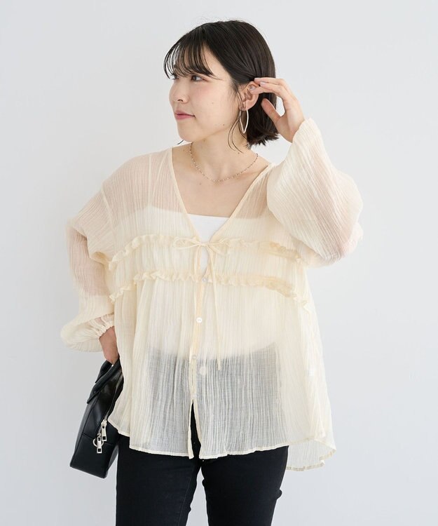 Green Parks Ｖネックフリルシアープリーツブラウス Off White