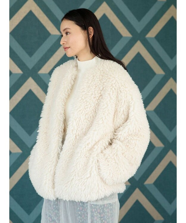 Green Parks ・ＥＬＥＮＣＡＲＥ　ＤＵＥ　シープファーノーカラーコート Ivory