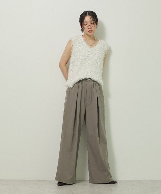 Green Parks フェザーヤーンニットベスト Ivory