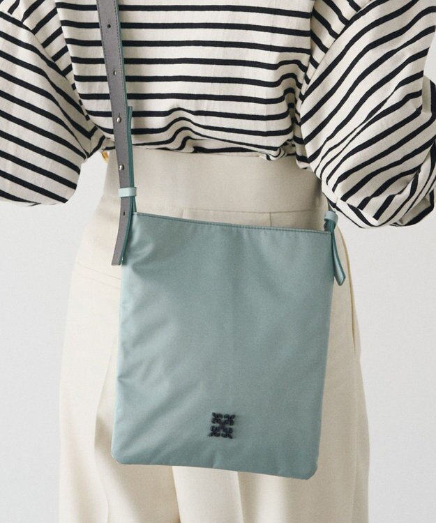 russet バイカラーレザーベルトフラットショルダーバッグ(SF-278) Sax