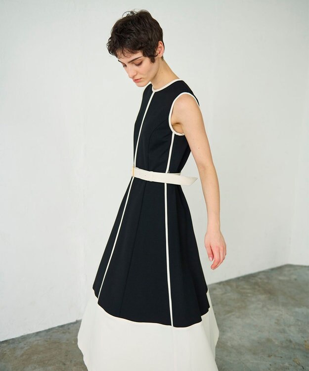 GRACE CONTINENTAL 配色ポンチフレアワンピース ブラック