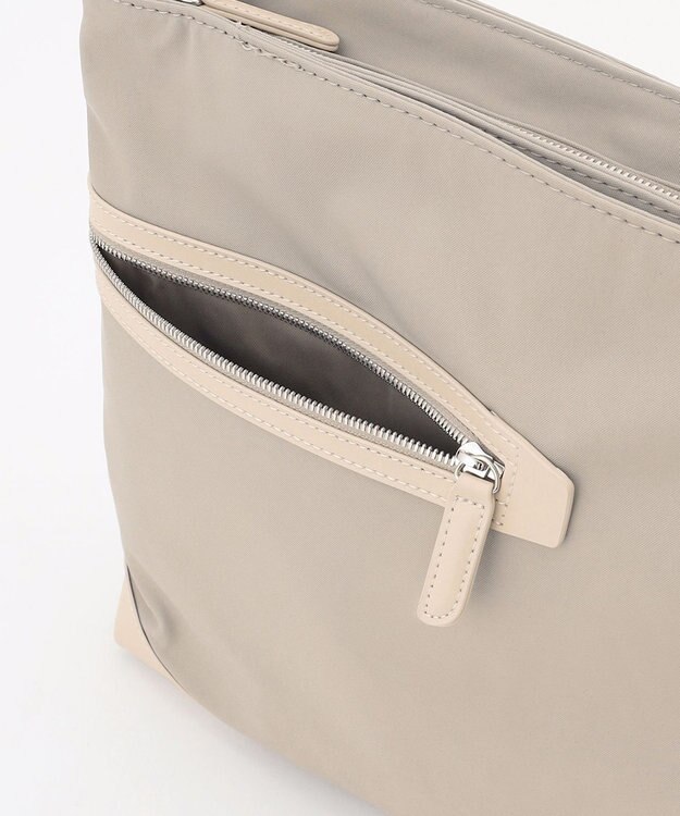 Y'SACCS アシメファスナーポケットショルダー ベージュ