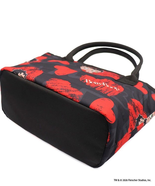 FILA GOLF／marie claire 【Loudmouth×Betty Boop™】ラウンドポーチ Scribble Hearts Penguin Dash Paisley Love Betty