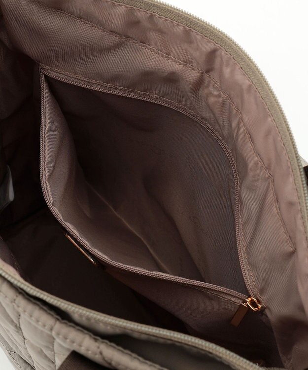 LA BAGAGERIE グリッドキルティングリュック グレージュ