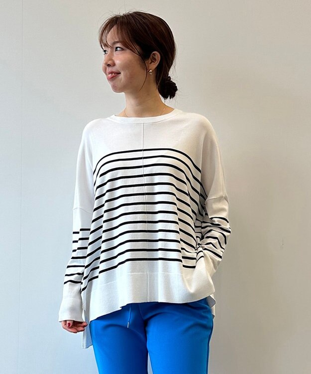 UNFILO 【抗菌防臭】スタイルアップニット　クルーネック ホワイト×ネイビー