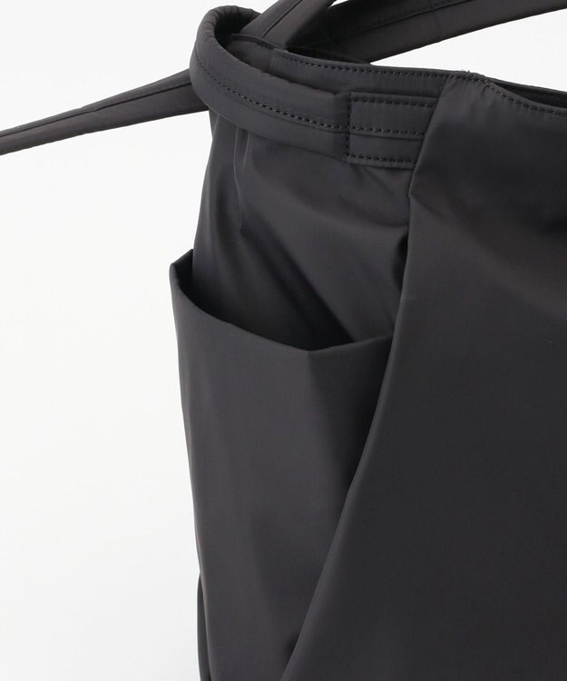 Y'SACCS 【ナイロンタフタ】トラベルショルダーリュック ブラック