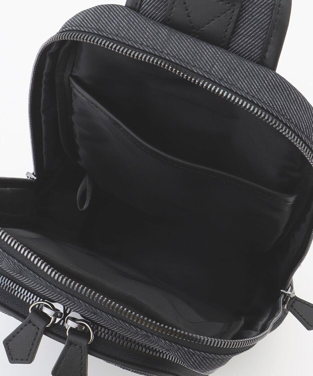 JOSEPH ABBOUD 【軽量/コンパクト】インターレースカルゼ ボディーバッグ グレー系