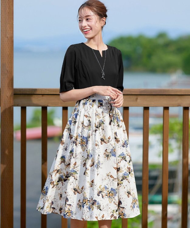 Tiaclasse L 【洗える】フラワープリントドッキングワンピース ブラック×オフホワイト