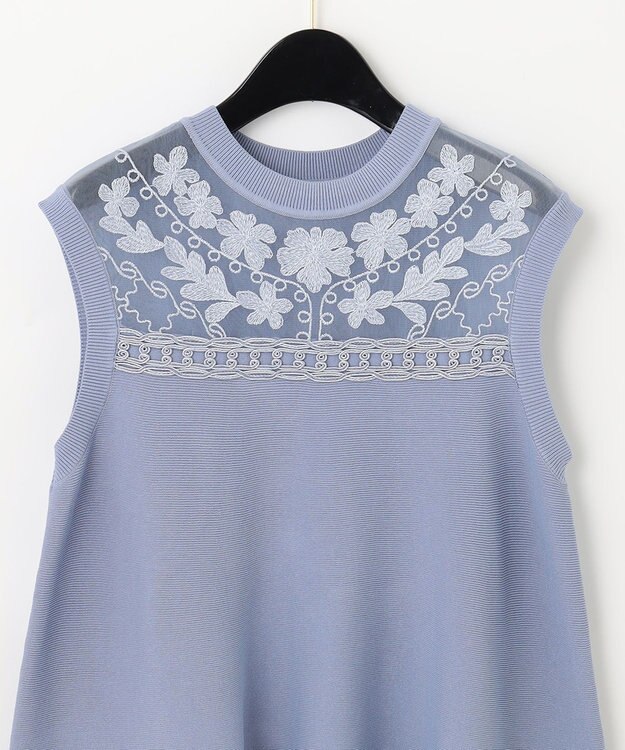 GRACE CONTINENTAL フラワーコードニットトップ ブルー