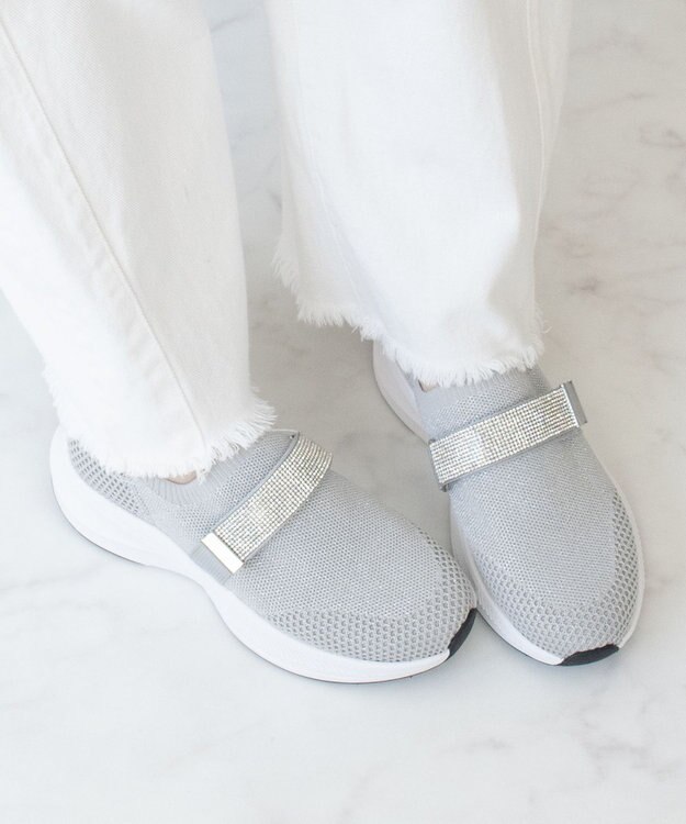 Bridget Birkin 【Bridget Birkin】ベルトストーンニットスニーカー ライトグレー