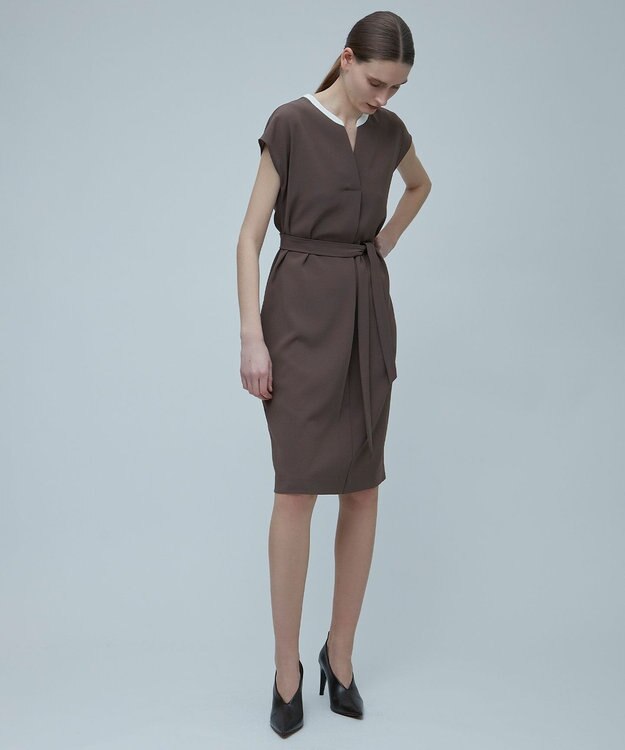 BEIGE， CINDY / Vネックワンピース Mocha×Ecru