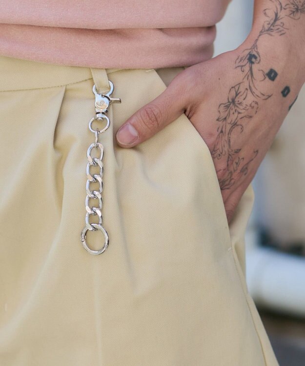 WEGO キーチャーム付きチノカーブパンツ ベージュ