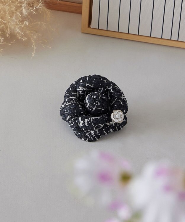 Tiaclasse フラワーツイードコサージュ ネイビー