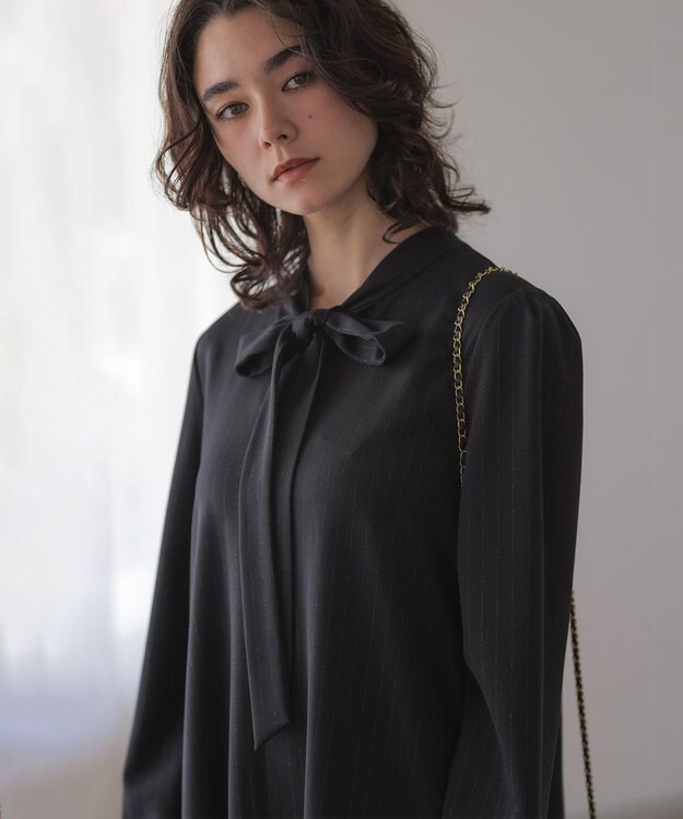 組曲 S 【前後着用可】ラメストライプボウタイ ワンピース ブラック系1