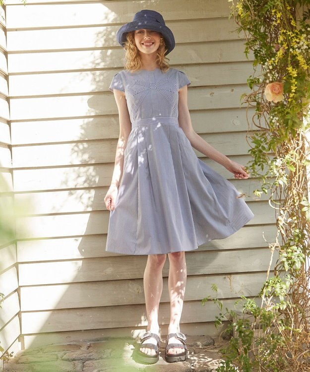 TOCCA 【UV99.9%以上カット・吸水速乾・抗菌防臭・洗える・サイズ調整可】BIG RIBBON WIDE DENIM HAT 帽子 ネイビー系