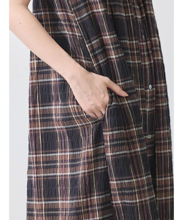 earth music&ecology 綿ＰＵクレープワンピース（ｃｈｅｃｋ柄） Brown