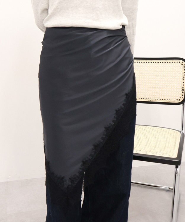 AMERICAN HOLIC サテンレース三角スカーフ Black