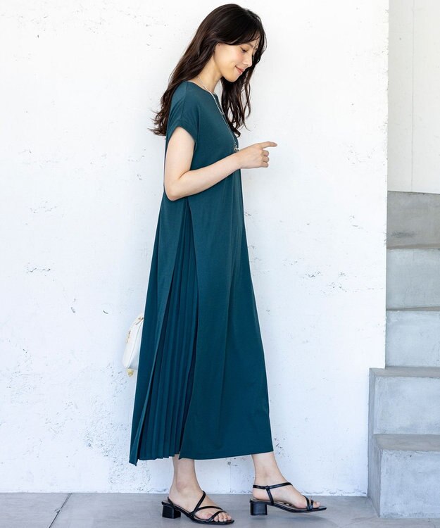 ANY SIS S 【接触冷感・UVカット・洗える】ハイストレッチスムースサイドプリ－ツ ワンピース ダークグリーン