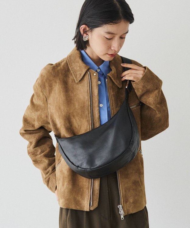 russet ＜ブランド人気No.1ショルダー＞ソフトレザーラウンドショルダーバッグ(CE-1326-WEB) Black2（シルバー金具）