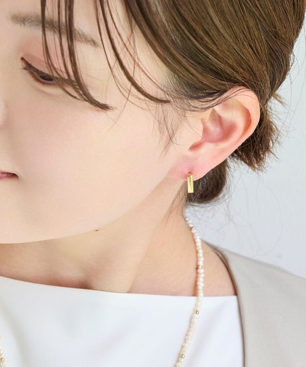 Phoebe 【金属アレルギー対応】ストレートスクエアフープピアス　ゴールド/サージカルステンレス ゴールド