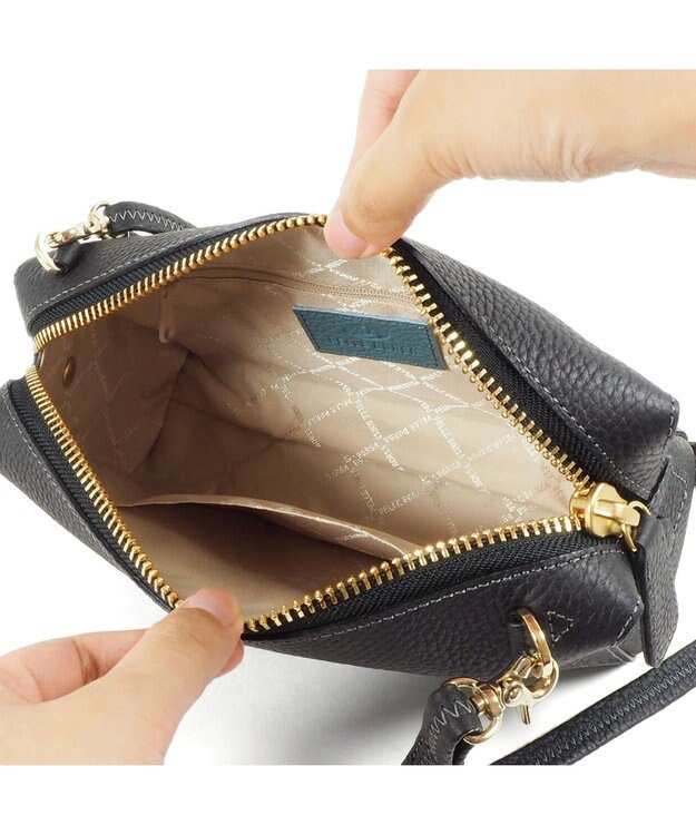 PELLE BORSA シンプルショルダーポシェット Reinette レネット 4717 ブラック