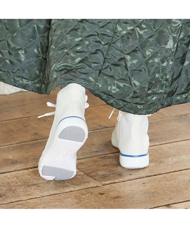 ing <ing>晴雨兼用ハイカットスニーカー アイボリー