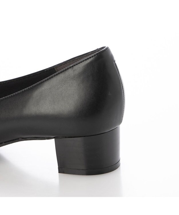 ing <ing>【WEB限定】【レイン対応】スクエアトゥVカットパンプス ブラック