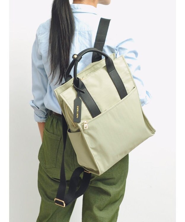 UNBILLION cachecache 11ポケットパーテーションリュックサック グレーブラック