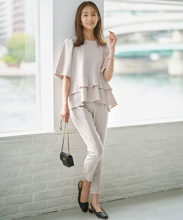 組曲 L 【接触冷感・吸湿・UVカット】ジョーゼットジャージーフリルブラウス ベージュ系