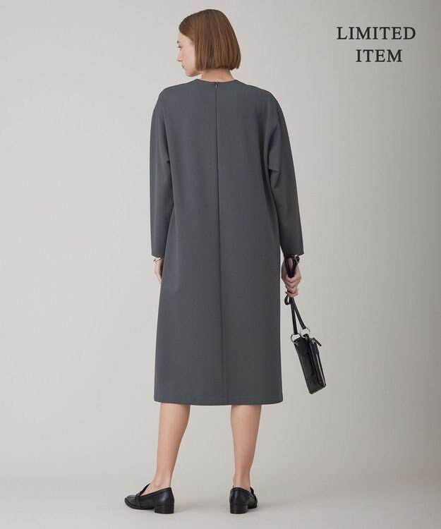 ICB 【WEB限定・洗える】ストレッチポンチ Vネックワンピース ダルブルー系