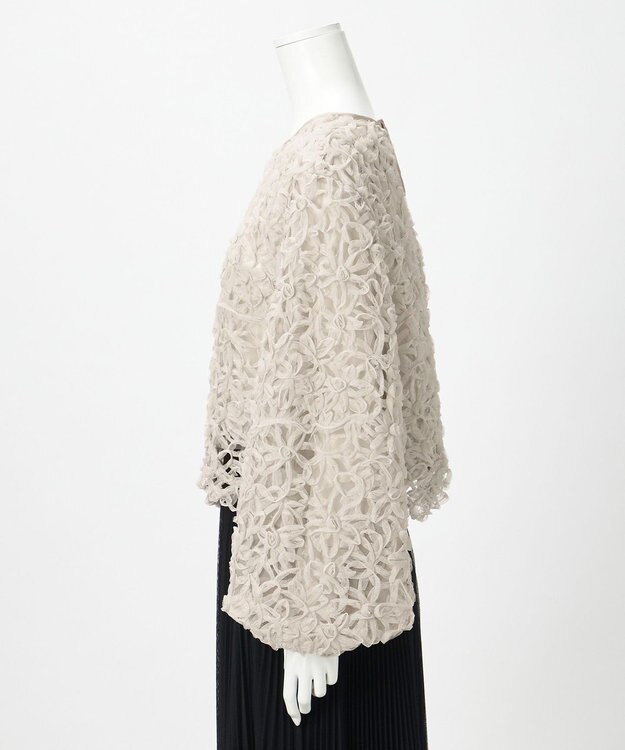 23区 【GOLD LABEL】チュールエンブロイダリー フラワーモチーフ 2WAYブラウス ベージュ系