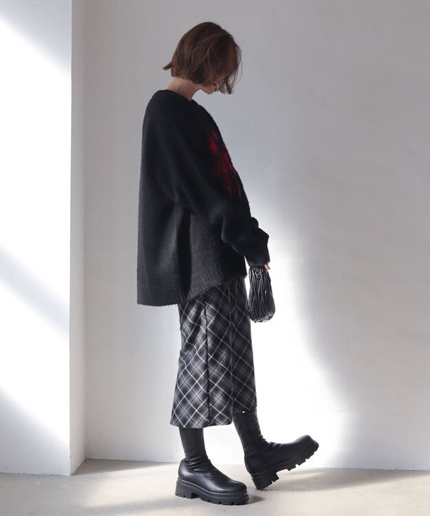 WEGO 【ユニセックス着用ITEM/MLサイズ展開/25年秋冬新作】ファジーグラフィックプルオーバー ブラック