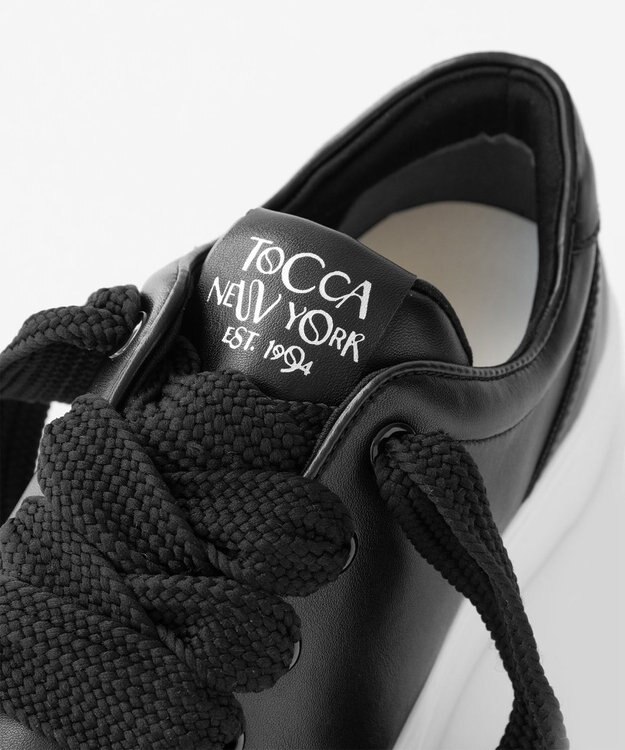 TOCCA 【2種類の靴紐付き2WAY・軽量】TNY SNEAKERS スニーカー ブラック系