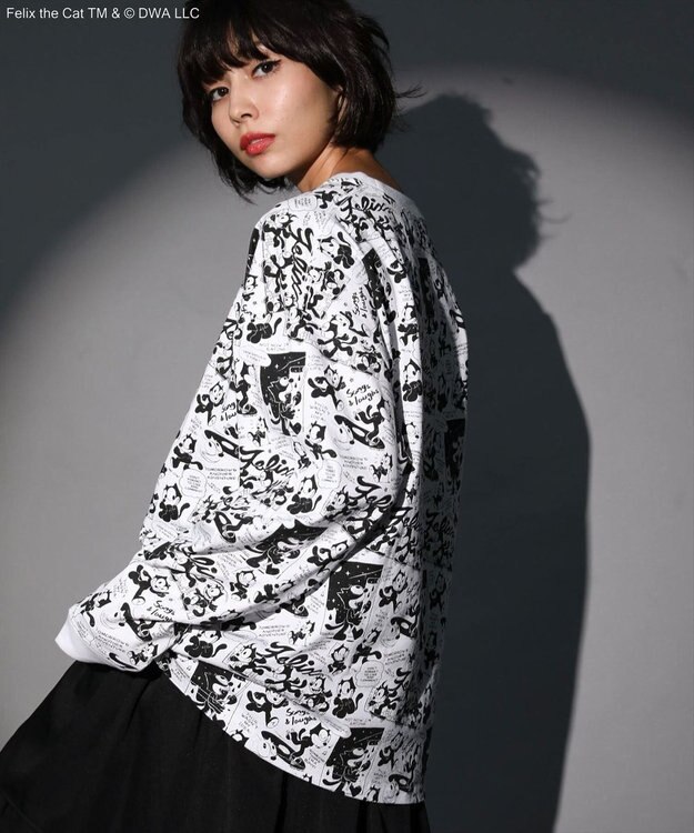 Green Parks ■ＦＥＬＩＸ　総柄ｐｔ　ロンＴＥＥ White×Black