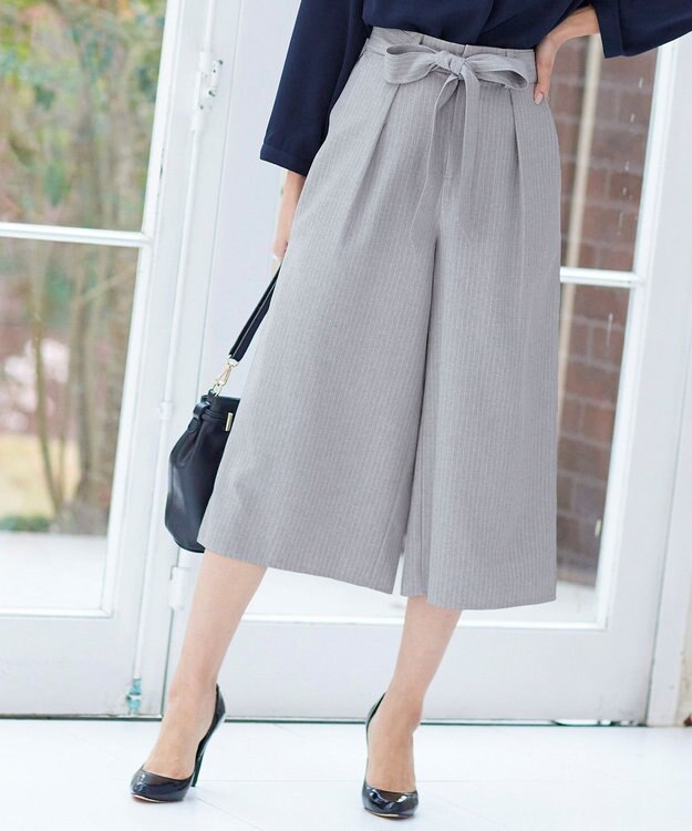 Tiaclasse L 【洗える】涼しく穿けるドライタッチ生地を使用したクロップドワイドパンツ グレーストライプ