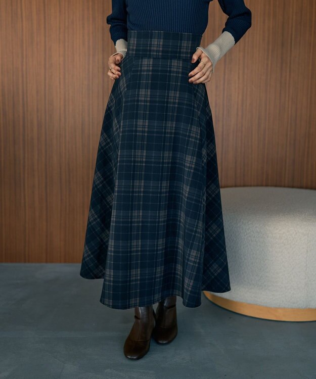earth music&ecology バックレースアップチェックスカート Navy