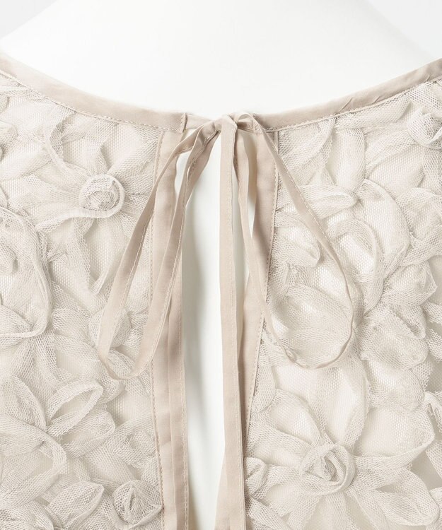 23区 【GOLD LABEL】チュールエンブロイダリー フラワーモチーフ 2WAYブラウス ベージュ系