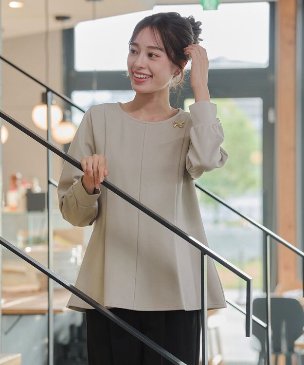 Tiaclasse 【洗える】袖パールポンチフレアトップス グレージュ