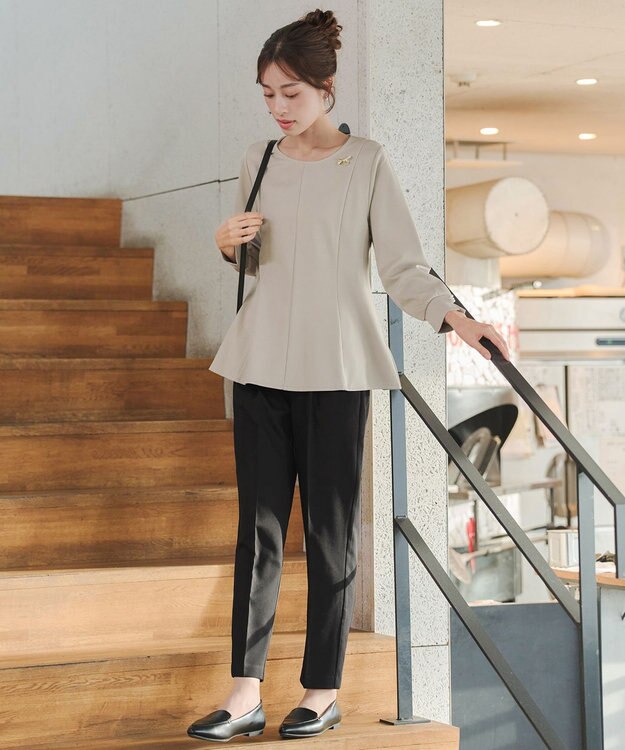 Tiaclasse 【洗える】袖パールポンチフレアトップス グレージュ