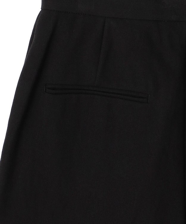 BEIGE， MARC / ショートパンツ Black