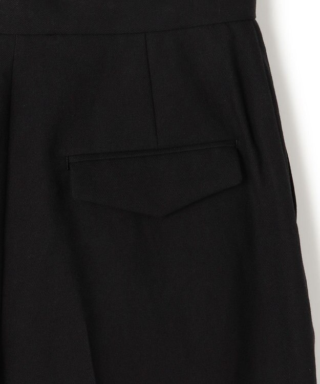 BEIGE， MARC / ショートパンツ Black