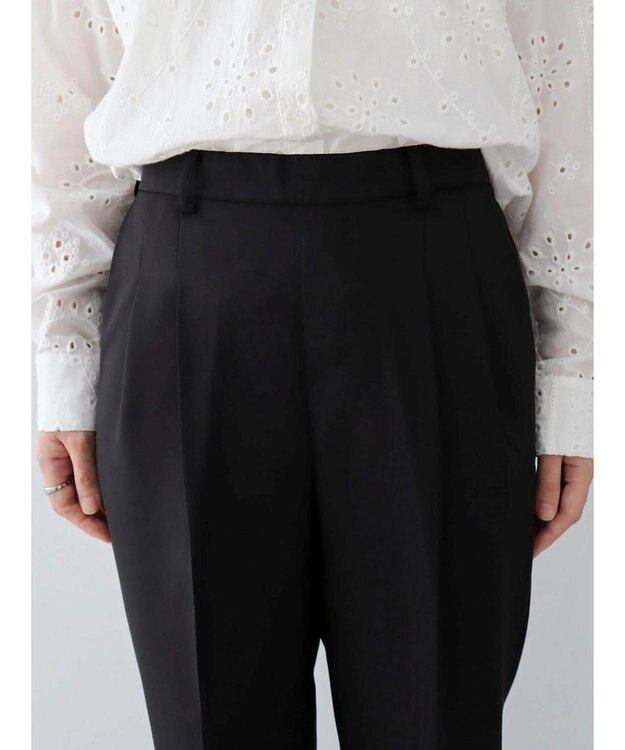 Green Parks きれいシルエットパンツ（テーパード） Black