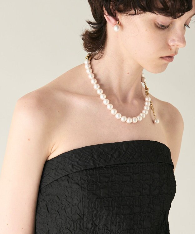 GRACE CONTINENTAL パールメタルビーズネックレス ゴールド